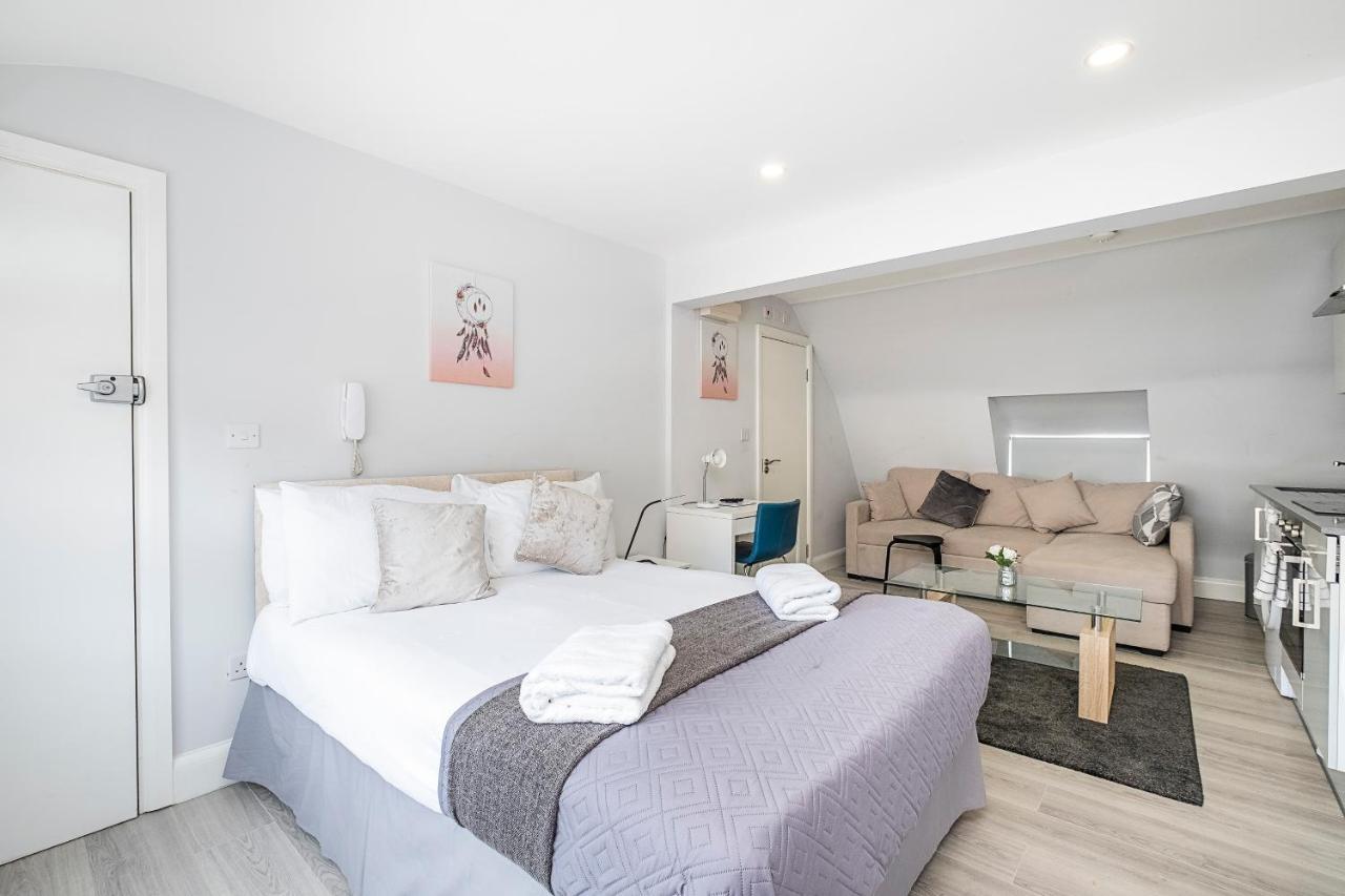 Securematics Superior Studio Apartments Londres Exterior foto